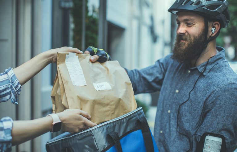 Sistema delivery para restaurante: Dicas para aumentar seu lucro com delivery!