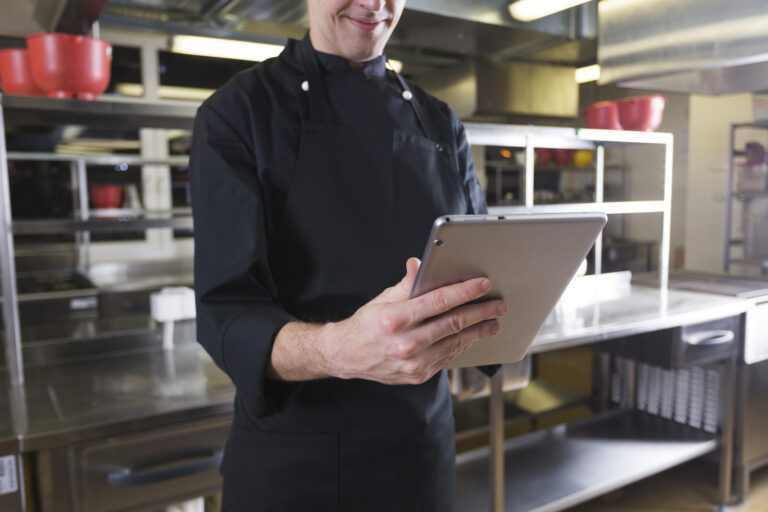 Controle de estoque para restaurante: Dicas práticas