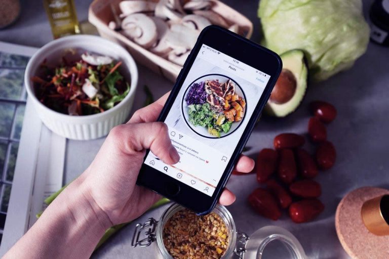 Como vender comida pela internet? Guia para quem quer começar