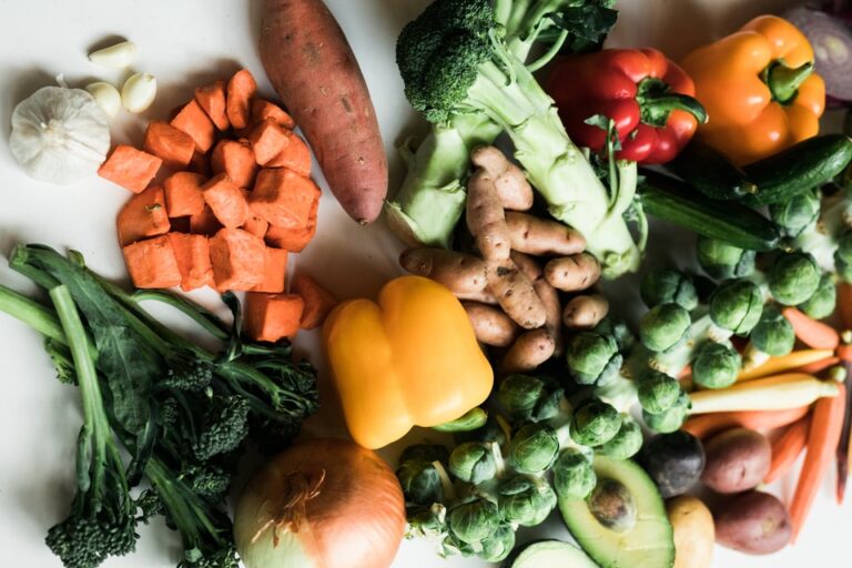 5 porções vegetarianas para servir em restaurante ou bar: petiscos vegetarianos