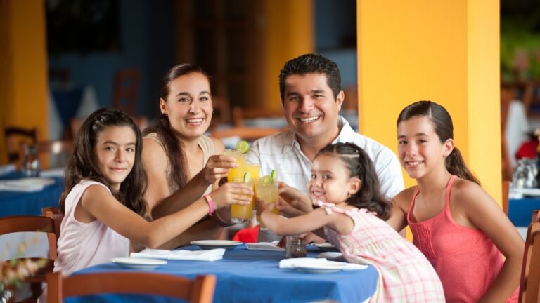 6 ideias para atrair mais famílias para o seu restaurante