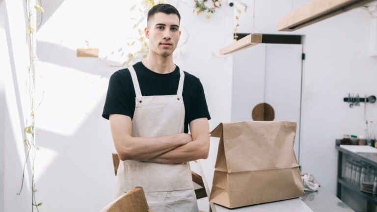Delivery via WhatsApp: 4 ideias de mensagens automáticas
