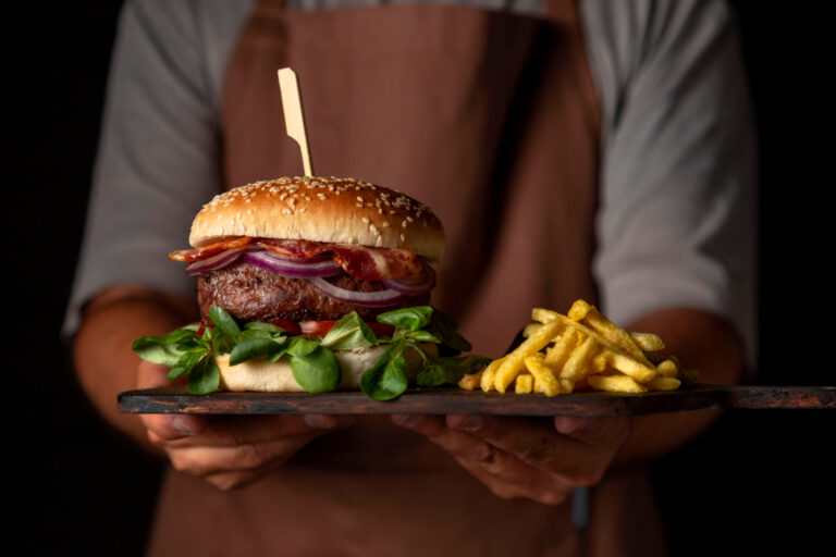Qual é o melhor sistema hamburgueria: Como escolher um programa de vendas e gestão?