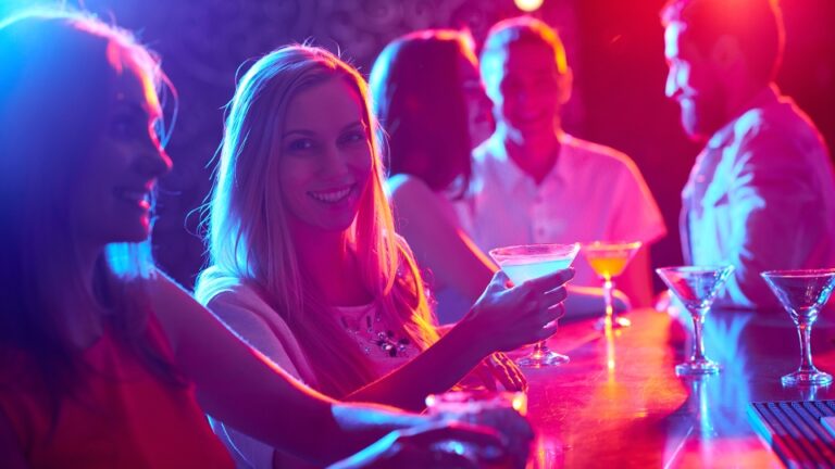 Ideias de drinks para bar: receitas diferenciadas para servir no bar