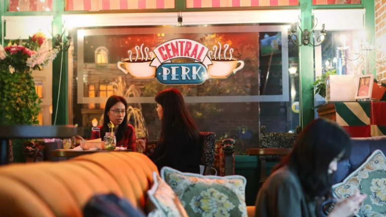 Restaurantes icônicos do cinema: Inspirações e como trazer a magia para o seu estabelecimento