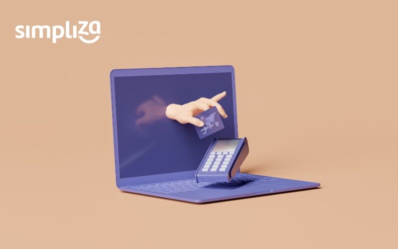 Vetor de notebook com mão saindo da sua tela e passando cartão em maquininha que está em cima do teclado.