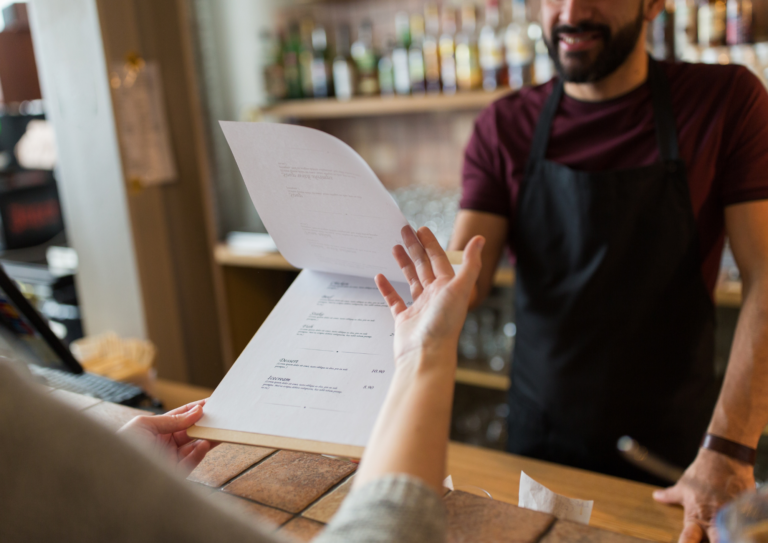Sistema para bar completo e gratuito: vantagens do Simpliza