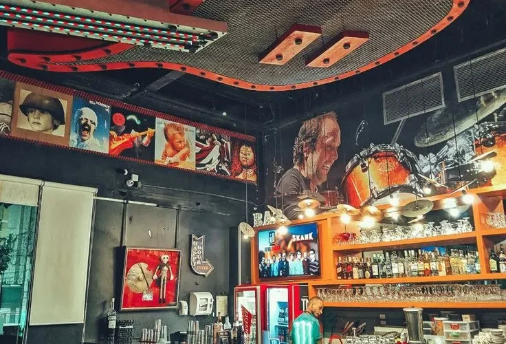 restaurante temático com o tema rock